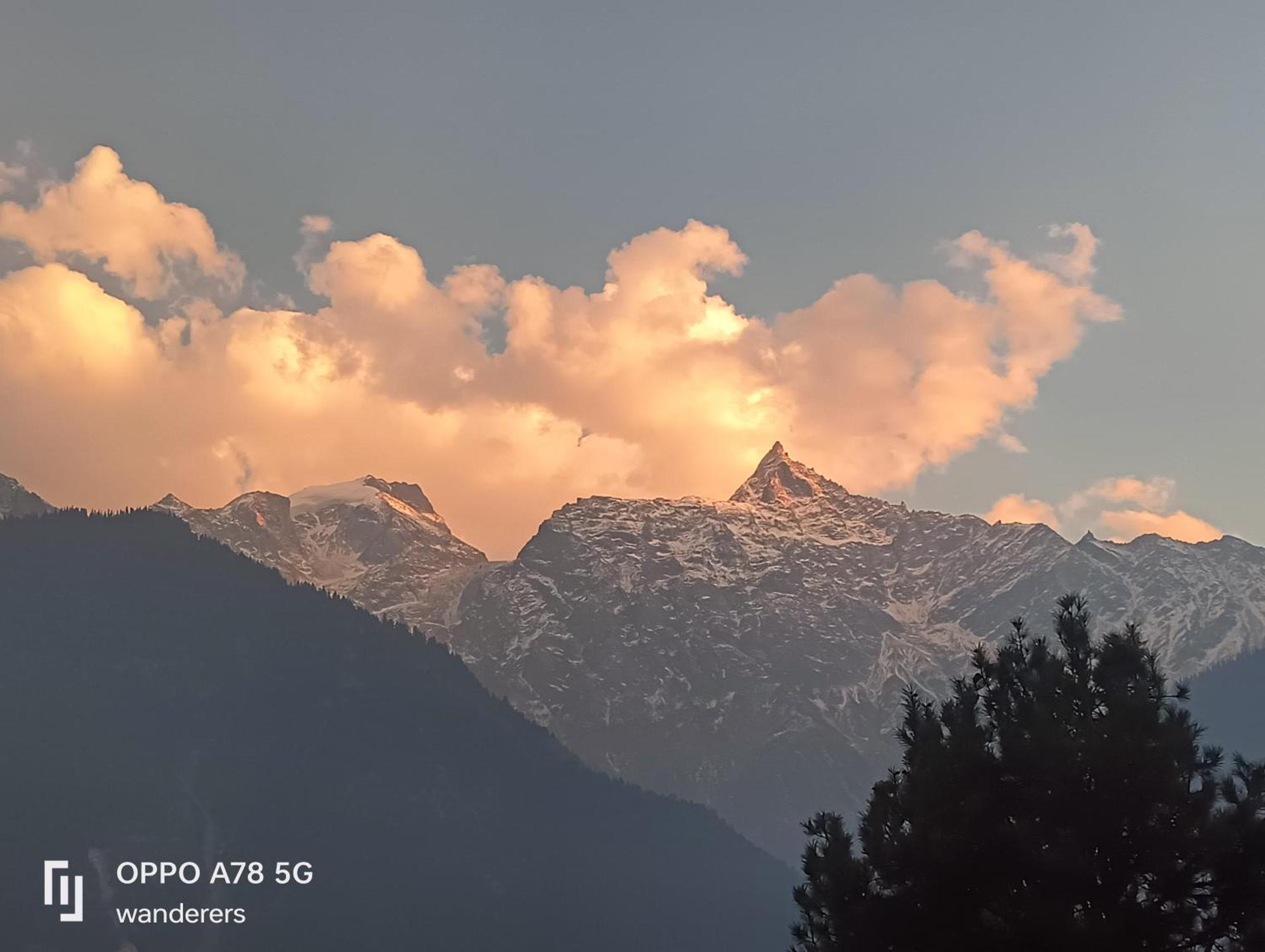 Wanderers Homestay -All Mountain Facing Rooms Kalpa Exterior foto